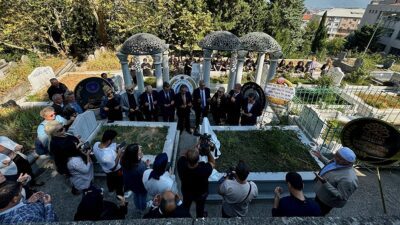 Türk Sanat Müziğinin unutulmaz isimlerinden besteci ve ses sanatçısı Zeki