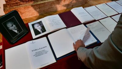 Bosna Hersek'in ilk Cumhurbaşkanı Aliya İzetbegoviç, Filistin davasının unutulmaz ismi