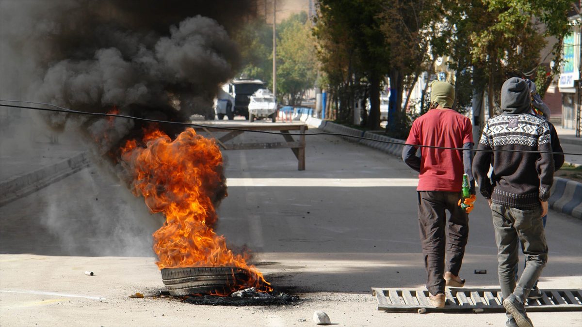 DIYARBAKIR (AA) – HDP Merkez Yürütme Kurulunun çağrısının ardından terör