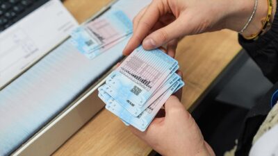 Eski tip sürücü belgesi kullanan 6 milyon 264 bin kişinin