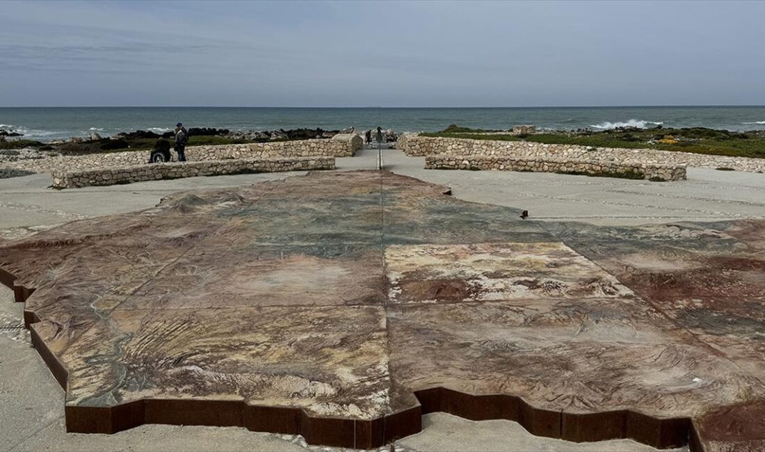 Afrika kıtasının en güney ucunda yer alan Cape Agulhas Ulusal