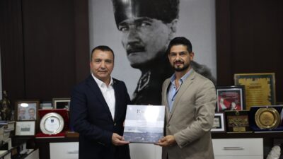 - "Türkiye Cumhuriyeti'nin varlığına, bütünlüğüne, ay-yıldızlı bayrağımıza gelen her türlü