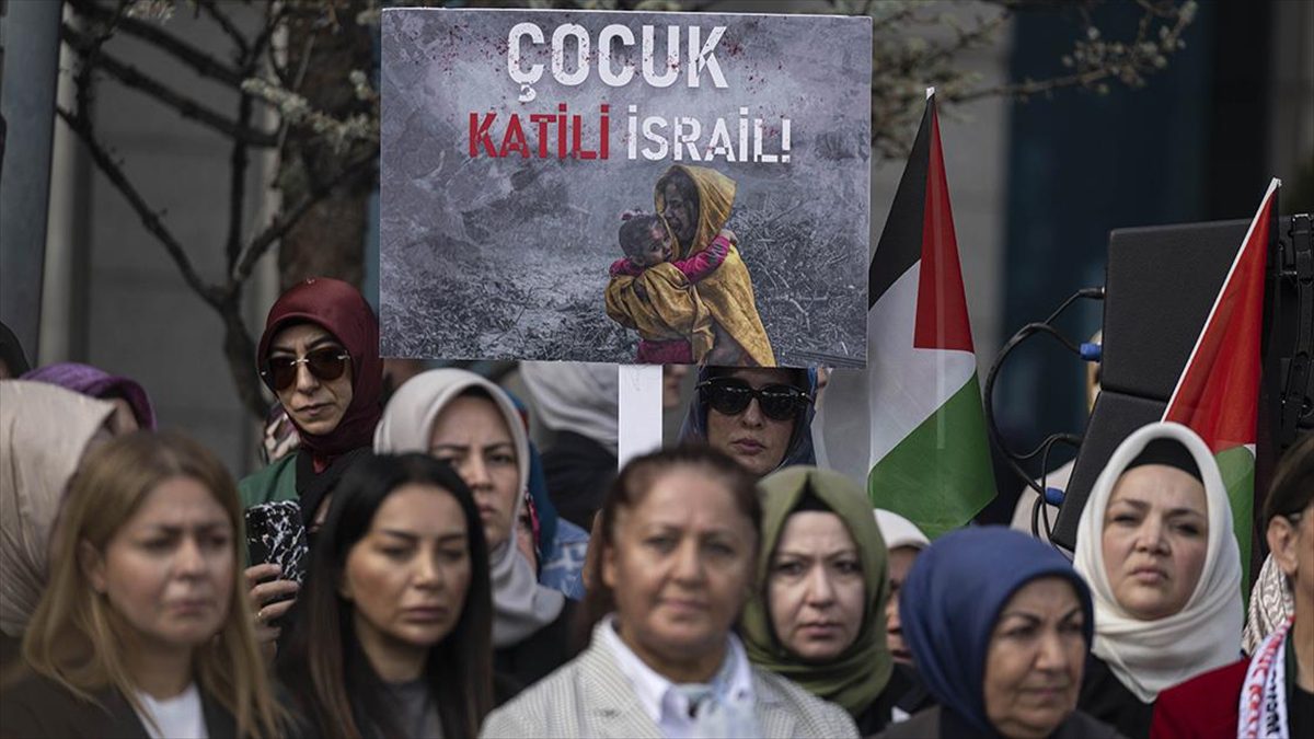 Yurt genelinde AK Parti İl Başkanlıklarınca İsrail'in Filistin'e yönelik saldırıları