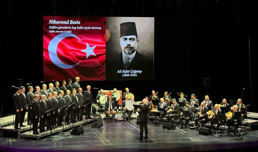 İSTANBUL (AA) – AKM Tiyatro Salonu’ndaki konserin sanat yönetmenliğini İhsan