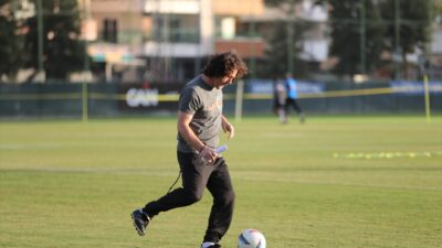 ANTALYA (AA) – Corendon Alanyaspor Teknik Direktörü Fatih Tekke, ilk