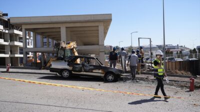 Ankara'nın Pursaklar ilçesindeki inşaat sahasında alev alan doğal gaz kaçağı