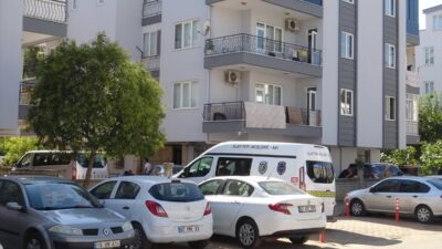 ANTALYA (AA) – Antalya’nın Muratpaşa ilçesinde bir kişi yalnız yaşadığı