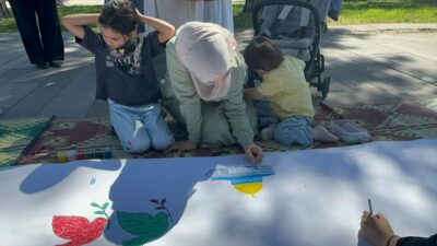 ANTALYA (AA) – Antalya’da çocuklar Filistin’e destek için resim çizdi.