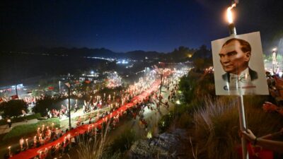 Antalya'da Cumhuriyet'in 101. yıl dönümü ve 29 Ekim Cumhuriyet Bayramı