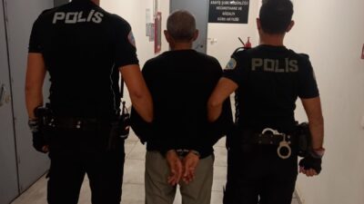 ANTALYA (AA) – Antalya’da aranan firari hükümlü 1 kişi yakalandı.