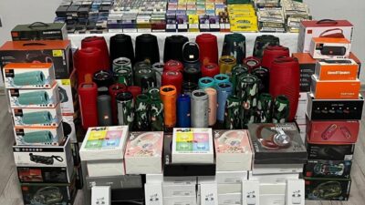 ANTALYA (AA) – Antalya'nın Manavgat ilçesinde düzenlenen kaçakçılık operasyonunda 2