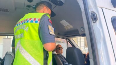 ANTALYA (AA) – Antalya'da jandarma tarafından okul servis araçlarına yönelik