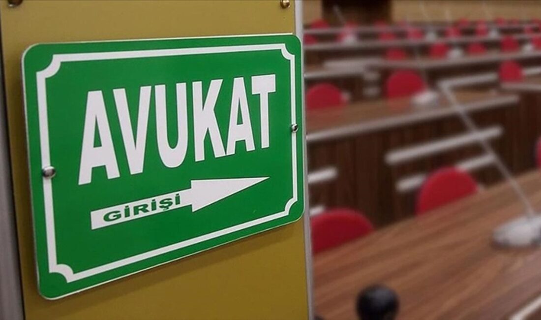Avukatlara büroda sözlü danışmanın ilk saatinin ücreti 3 bin 500