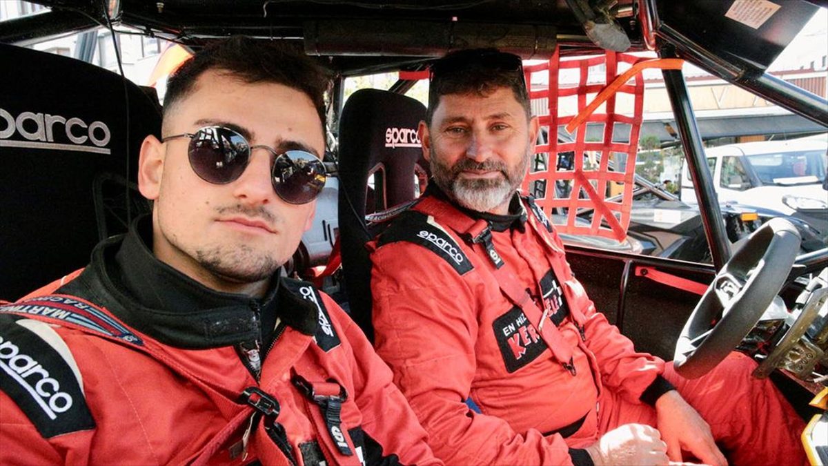Transanatolia ve Türkiye Baja şampiyonlukları bulunan otomobil sporcusu Murat Kamil