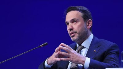 Enerji ve Tabii Kaynaklar Bakanı Bayraktar, doğal gazın iklim değişikliğiyle