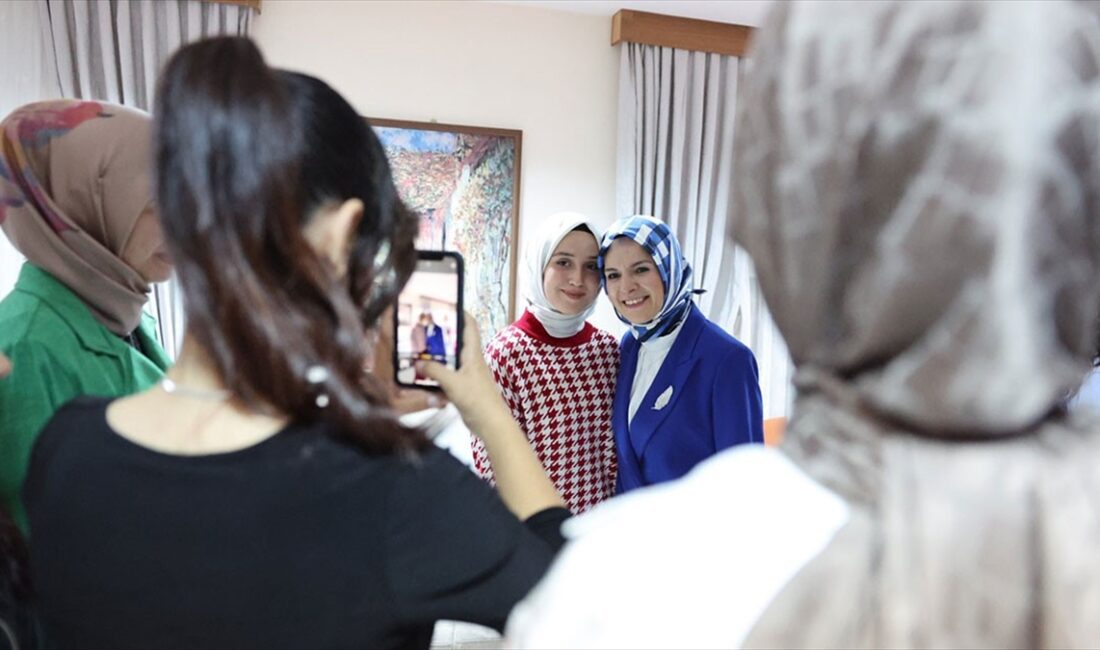 Aile ve Sosyal Hizmetler Bakanı Mahinur Özdemir Göktaş, "11 Ekim