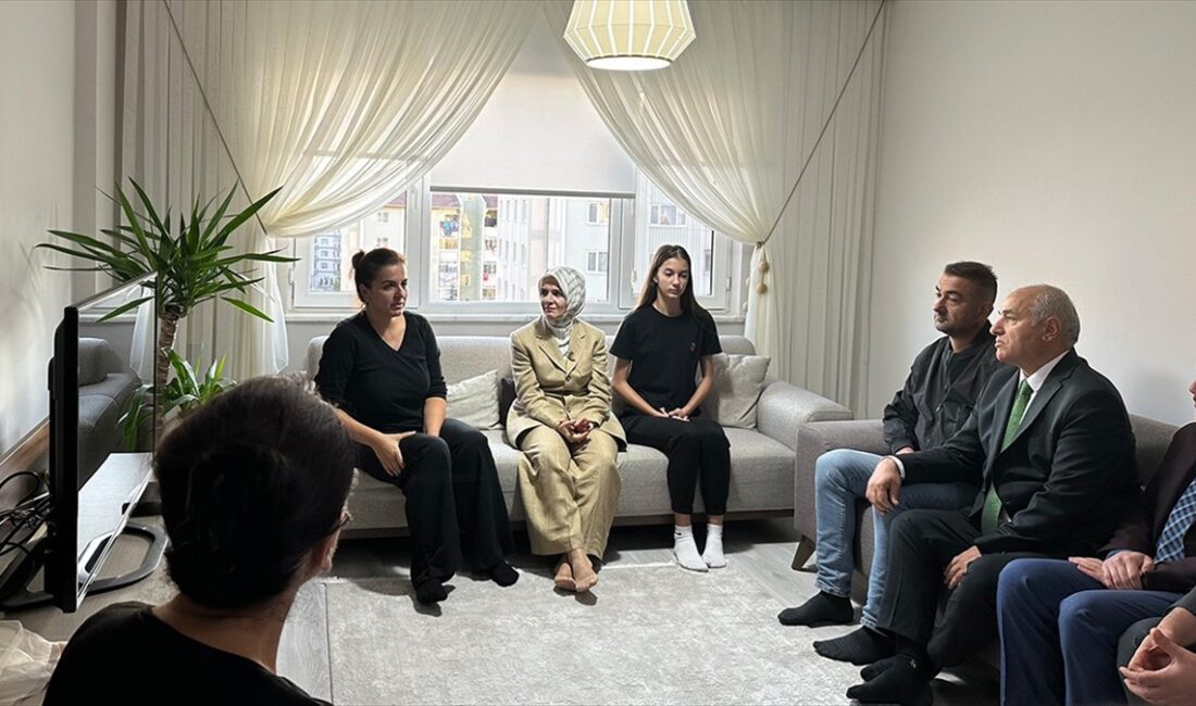 ANKARA (AA) – Aile ve Sosyal Hizmetler Bakanı Mahinur Özdemir