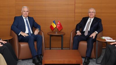 Milli Savunma Bakanı Yaşar Güler, Romanya Savunma Bakanı Angel Tilvar