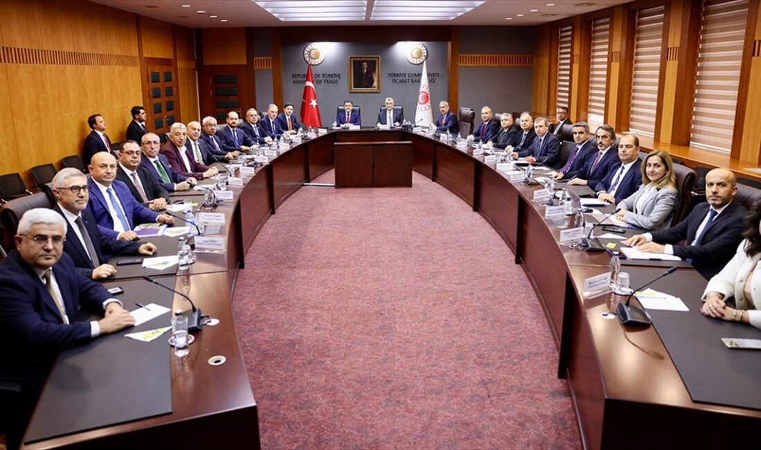 Tarım ve Orman Bakanı İbrahim Yumaklı ile Ticaret Bakanı Ömer