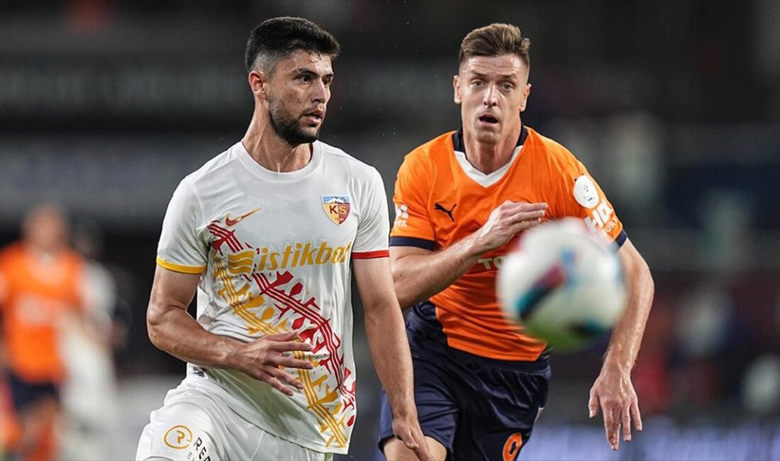 Trendyol Süper Lig'in 8. haftasında RAMS Başakşehir ile Bellona Kayserispor