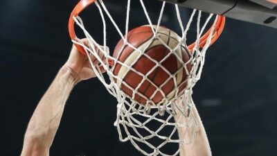 Türkiye Sigorta Basketbol Süper Ligi'nde dördüncü, ING Kadınlar Basketbol Süper