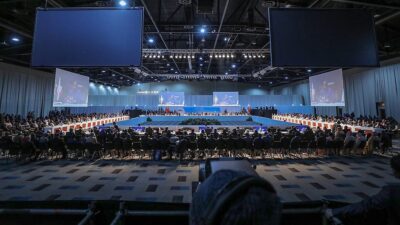 Rusya, Batılı ülkelerin "izolasyon" çabaları devam ederken 30'dan fazla ülkenin