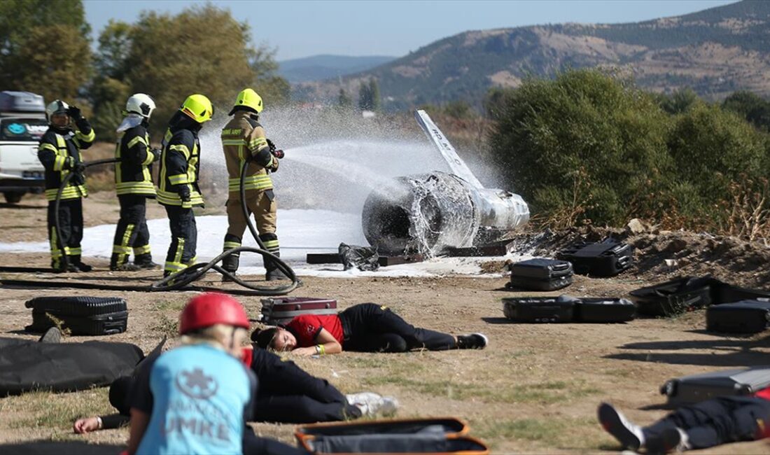ÇANAKKALE (AA) – Çanakkale Havalimanı Müdürlüğü koordinesindeki tatbikat, İl Afet