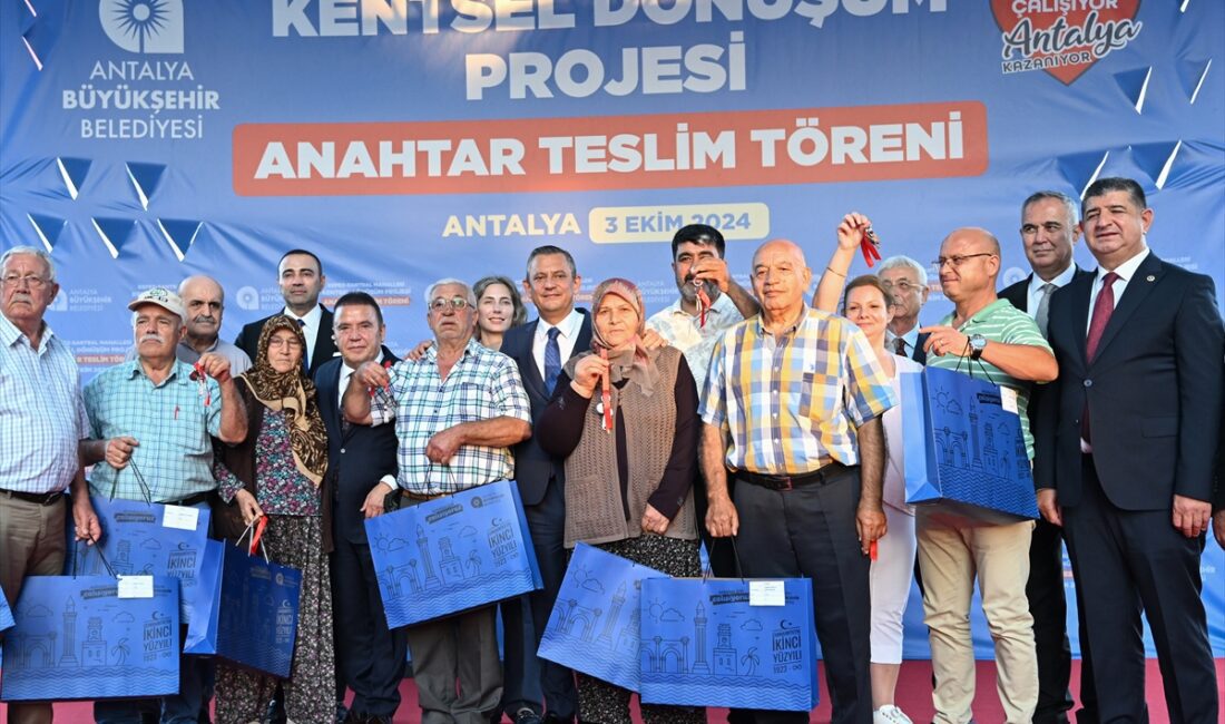ANTALYA (AA) – CHP Genel Başkanı Özgür Özel, "Anayasa yapılacaksa