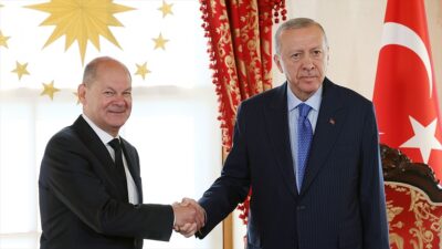 Cumhurbaşkanı Recep Tayyip Erdoğan, Almanya Başbakanı Olaf Scholz'u kabul etti.