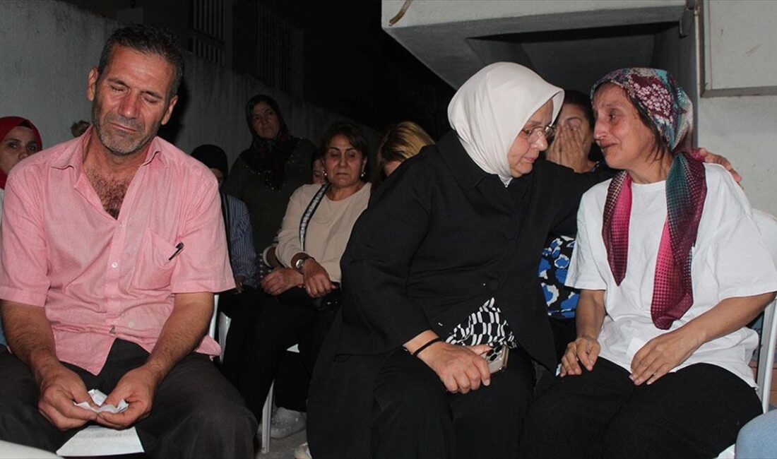 Cumhurbaşkanı Recep Tayyip Erdoğan, Manisa'nın Alaşehir ilçesinde öldürülen Pelin Karaca'nın
