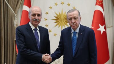 Cumhurbaşkanı Recep Tayyip Erdoğan, TBMM Başkanı Numan Kurtulmuş'u kabul etti.