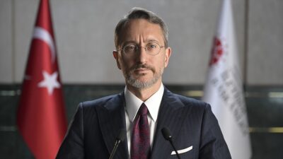 Cumhurbaşkanlığı İletişim Başkanı Fahrettin Altun, "29 Ekim, büyük zorluklar içinde