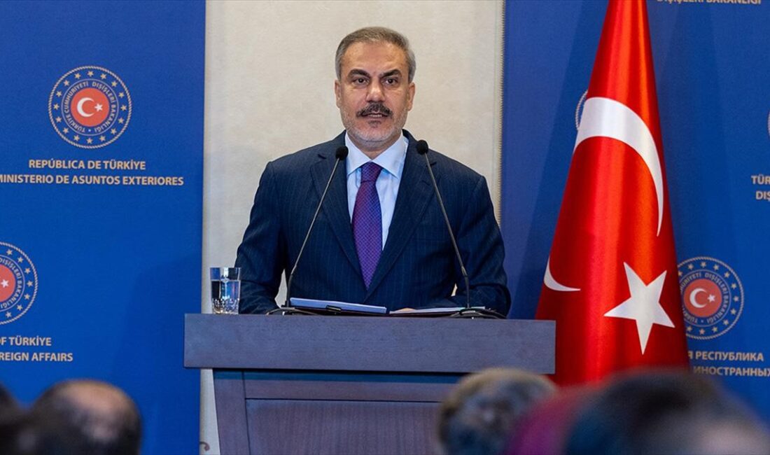 Dışişleri Bakanı Hakan Fidan, İsrail'in uluslararası hukuku açık biçimde ihlal