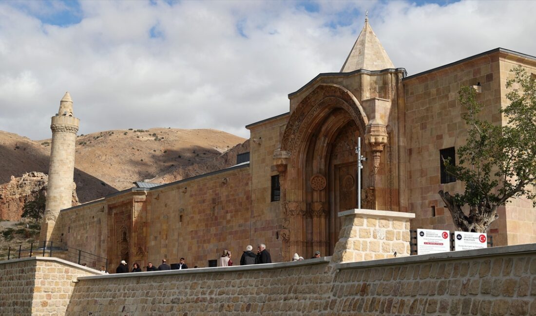 UNESCO Dünya Kültür Mirası Listesi'nde yer alan ve yaklaşık 9