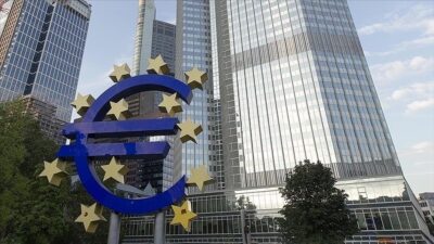 Avrupa Merkez Bankasının (ECB) Tüketici Beklentileri Anketi'ne göre, Avro Bölgesi'ndeki