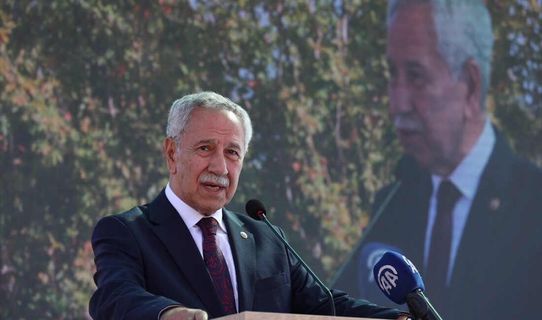 ANTALYA (AA) – Arınç, Antalya Belek Üniversitesi’nin akademik yıl açılışına