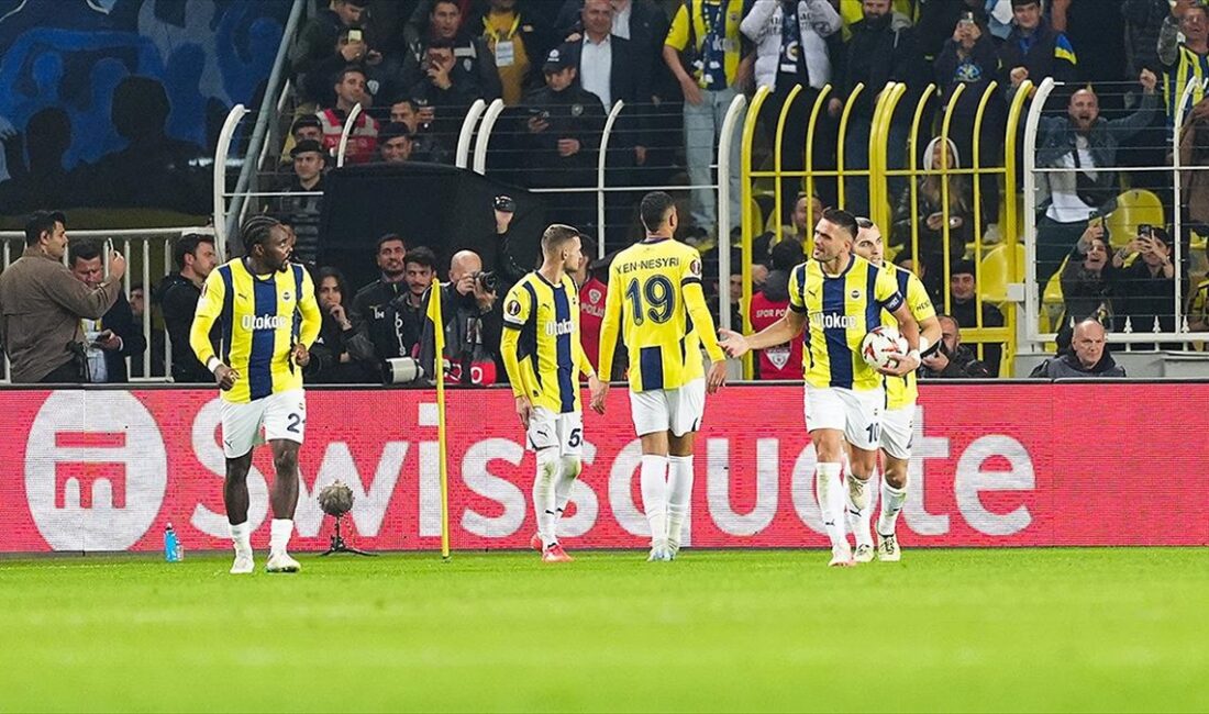 Fenerbahçe, UEFA Avrupa Ligi'nin 3. haftasında konuk ettiği İngiltere temsilcisi
