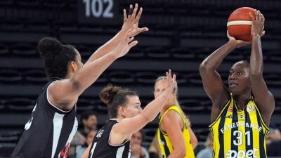 Fenerbahçe Opet, ertelenen FIBA Kadınlar Süper Kupa karşılaşmasında Beşiktaş'ı 79-63