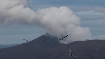 Filipinler'in başkenti Manila'nın güneyinde bulunan ve dün harekete geçen Taal