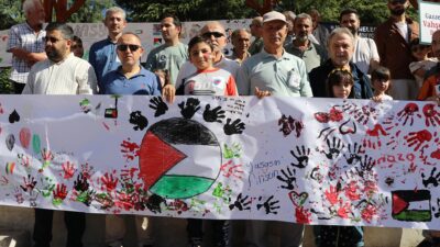 AMASYA (AA) – “Filistinli çocuklar için çiz” etkinliğiyle Gazze’de ölen