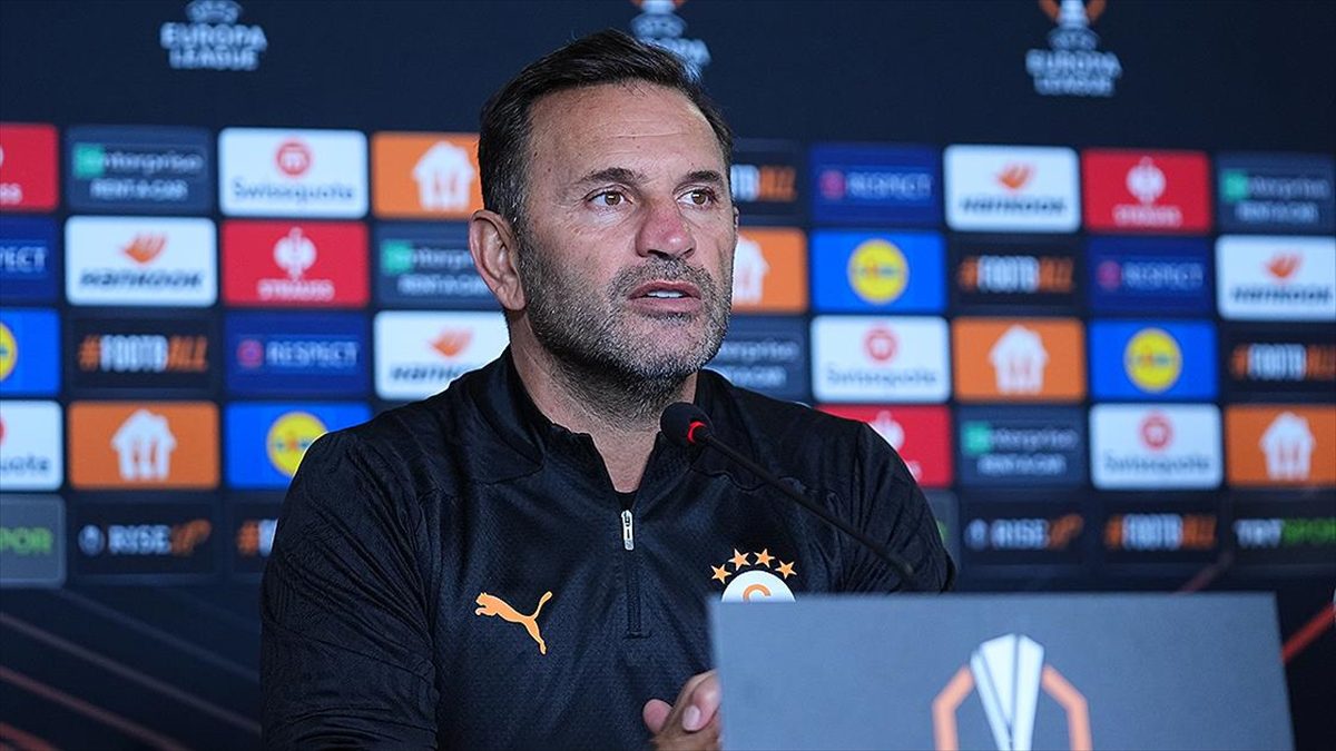 Galatasaray Teknik Direktörü Okan Buruk, UEFA Avrupa Ligi'nin üçüncü haftasında