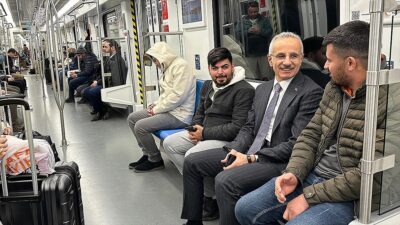 Ulaştırma ve Altyapı Bakanı Abdulkadir Uraloğlu, Gayrettepe-İstanbul Havalimanı-Arnavutköy metro hattında