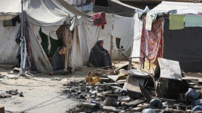 Gazze Şeridi'nin kuzeyindeki Cibaliya Mülteci Kampı'nda 200 bin Filistinlinin 12