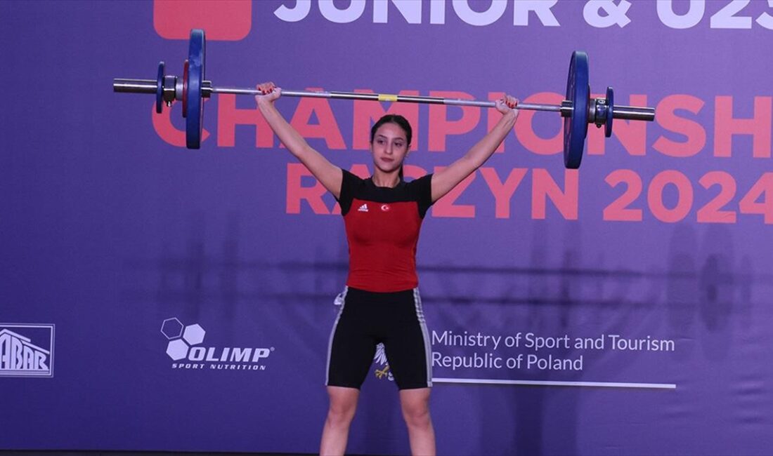 Polonya'da düzenlenen Gençler ve 23 Yaş Altı Avrupa Halter Şampiyonası'nda