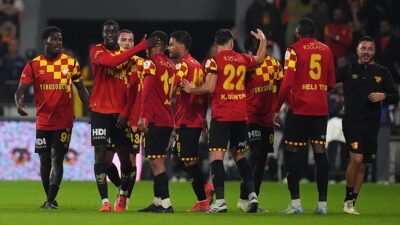 Trendyol Süper Lig'in 10. haftasında Göztepe, 10 kişi tamamladığı müsabakada