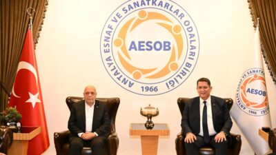 ANTALYA (AA) – HAK-İŞ Genel Başkanı Mahmut Arslan, Antalya Esnaf