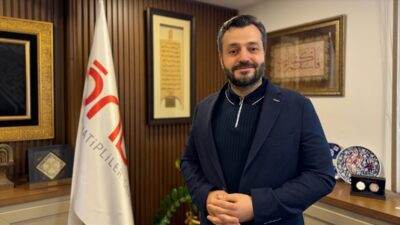 Osmanlı'nın son dönemi 1913’te açılan Medresetü'l-Eimme ve’l-Huteba'ya kadar kökeni uzanan