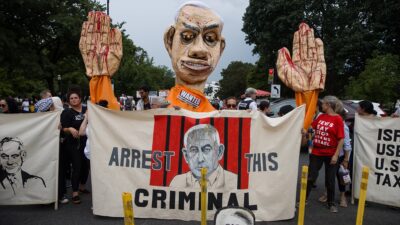 Ünlü insan hakları avukatları Reed Brody ve Francis Boyle, İsrail'in