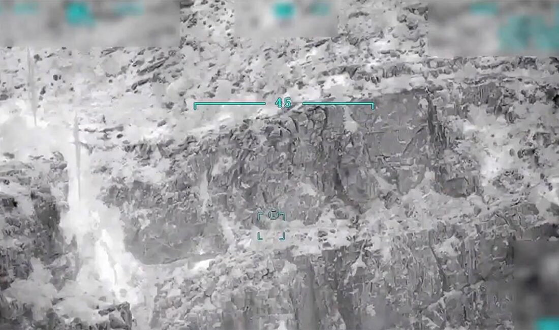 Irak'ın kuzeyindeki Gara bölgesinde 2 PKK'lı terörist ile Suriye'nin kuzeyinde