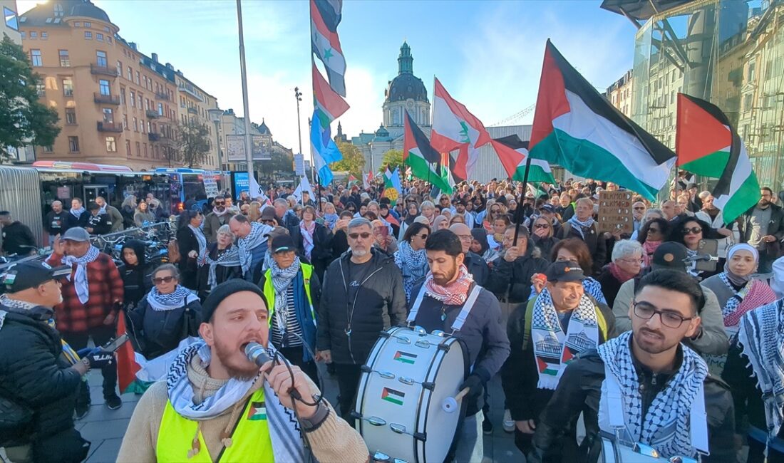 STOCKHOLM (AA) – İsveç’te, İsrail’in Gazze ve Lübnan’a saldırıları protesto